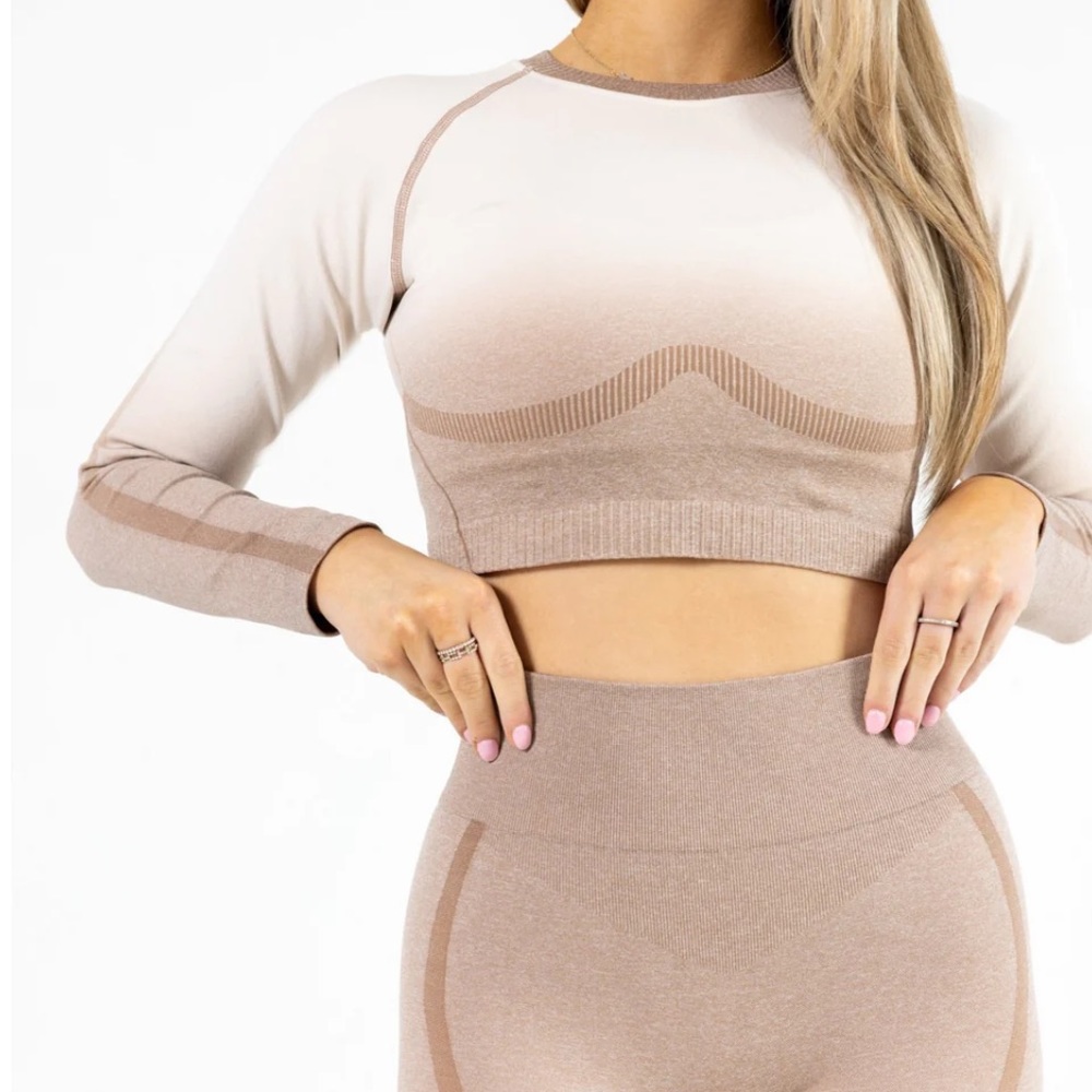 Ombré Long Sleeve Active Top